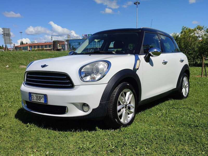 Bianco Usata 2012 Mini Cooper D Countryman SUV | 8500 € (Cara) - Immagine 1/4