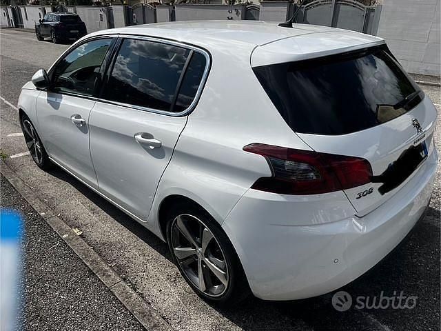 Usata Peugeot 308 Allure 131 CV (96 kW) 2020 Bianco Berlina