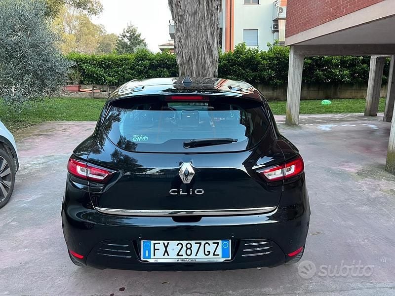Usata Renault Clio IV 90 CV (66 kW) 2019 Nero Berlina