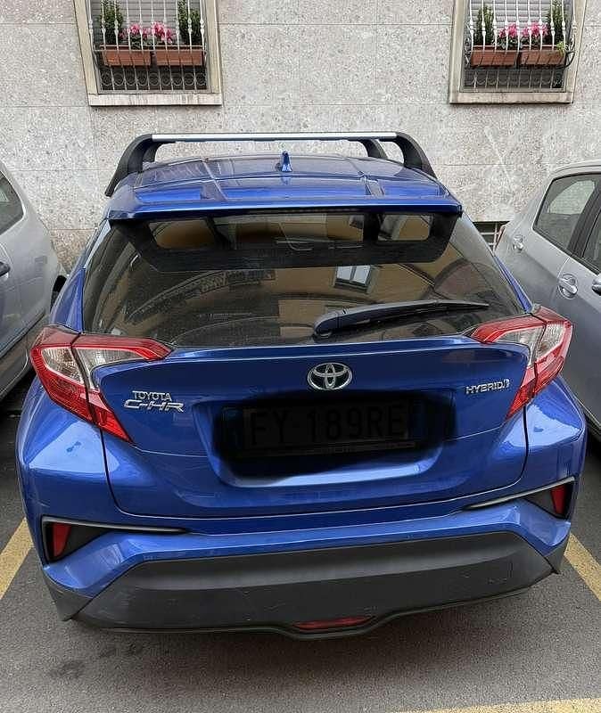Usata Toyota C-HR Lounge 98 CV (72 kW) 2019 SUV