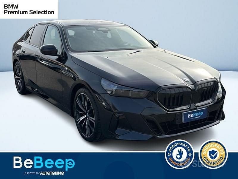 Usata BMW 520 M Sport 197 CV (144 kW) 2025 Nero metallizzato Berlina