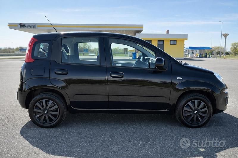 Usata Fiat Panda Lounge 69 CV (50 kW) 2017 Utilitaria