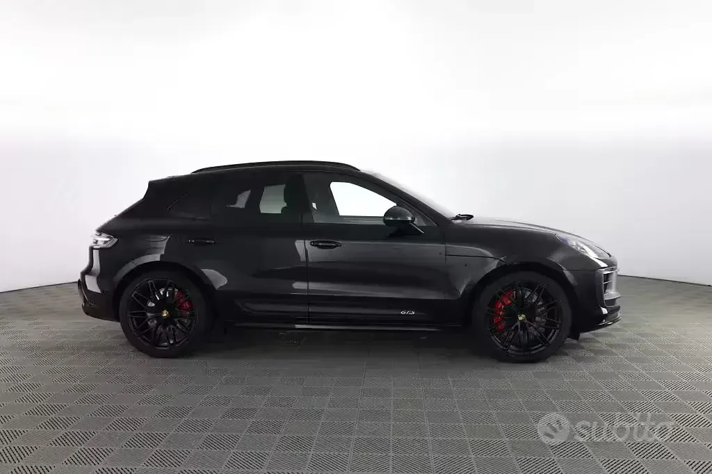 Usata Porsche Macan 441 CV (324 kW) 2021 Nero SUV