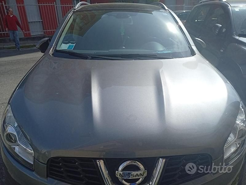 Usata Nissan Qashqai 117 CV (86 kW) 2011 Grigio SUV