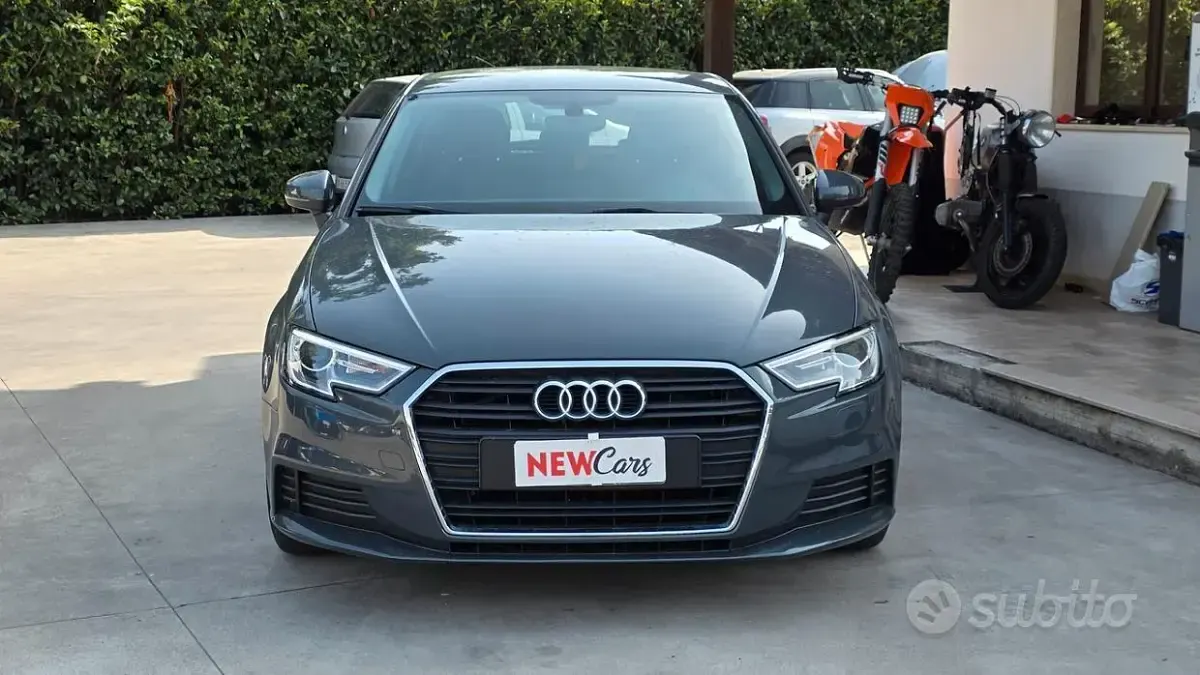 Usata Audi A3 Design 150 CV (110 kW) 2020 Grigio Berlina