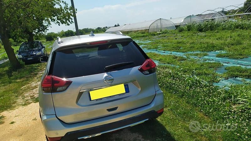 Usata Nissan X-Trail Tekna 131 CV (96 kW) 2018 Grigio SUV
