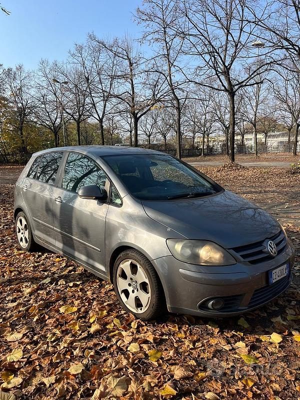 Usata VW Golf IV Sportline 140 CV (102 kW) 2005 Grigio Berlina