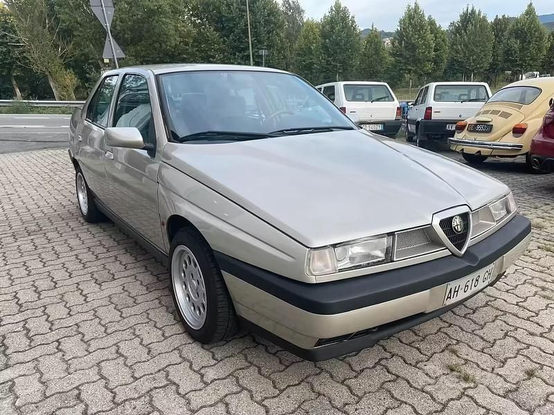 Usata Alfa Romeo 155 149 CV (109 kW) 1995 Beige Berlina