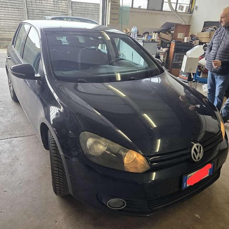 Usata VW Golf VI Comfortline 105 CV (77 kW) 2011 Nero Utilitaria