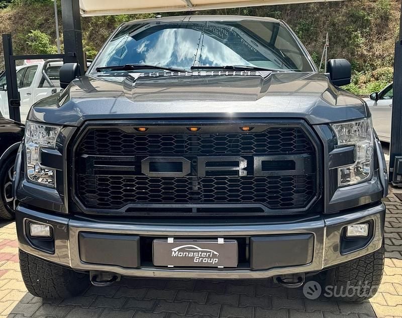 Käytetty Ford F-150 329 HP (241 kW) 2017 Nouto