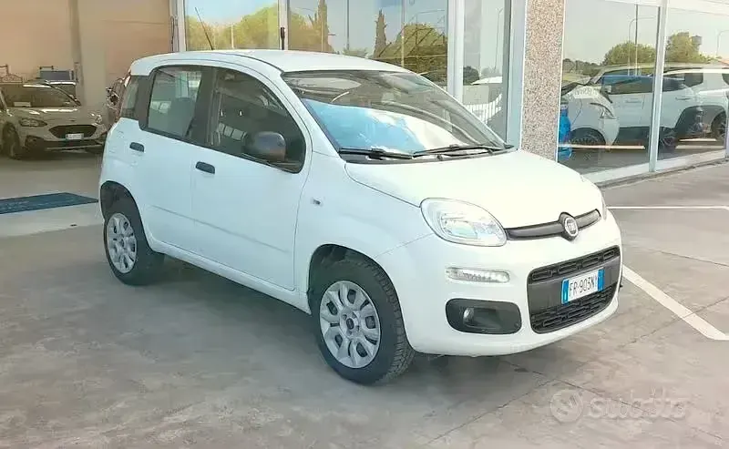 Usata Fiat Panda Easy 70 CV (51 kW) 2018 Utilitaria
