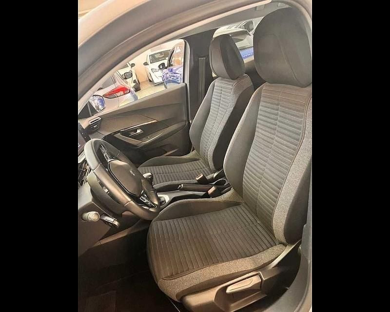 Gebraucht Peugeot 2008 Active 110 PS (80 kW) 2022 Grau SUV