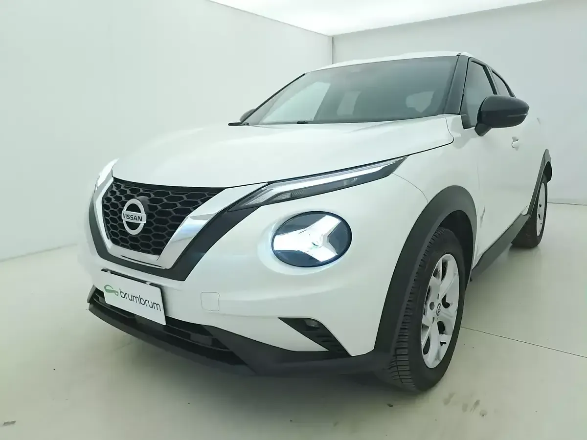 Usata Nissan Juke N-Connecta 117 CV (86 kW) 2021 Biancobianco SUV