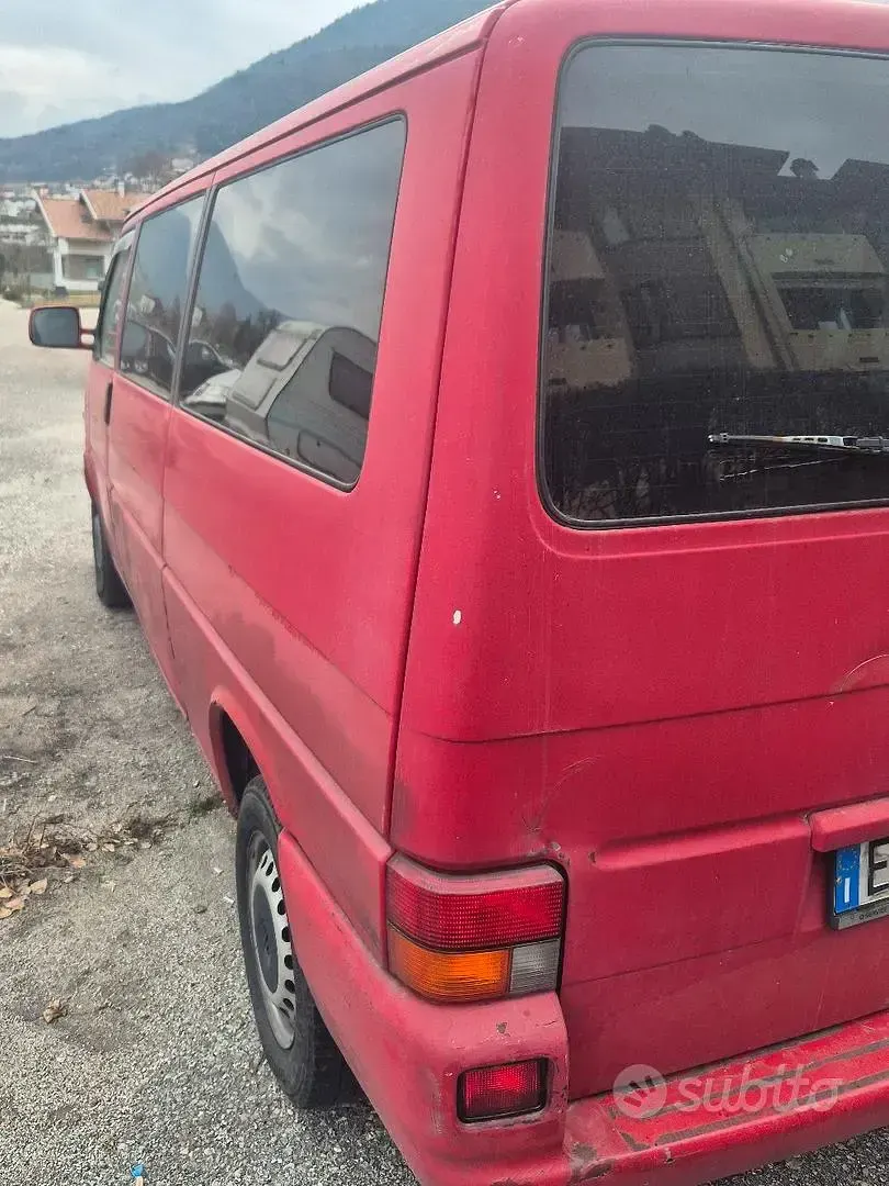Usata VW T4 102 CV (75 kW) 2001 Rosso Furgone