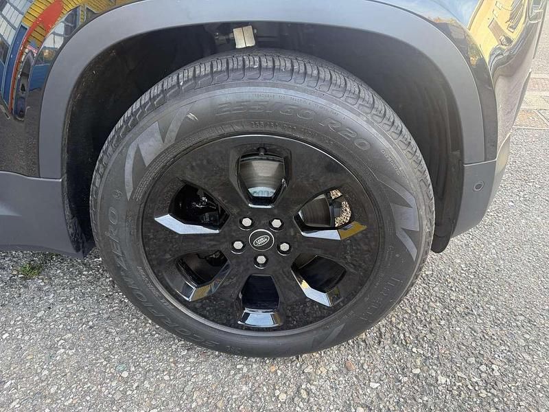 Usata Land Rover Defender SE 249 CV (183 kW) 2024 Nero SUV