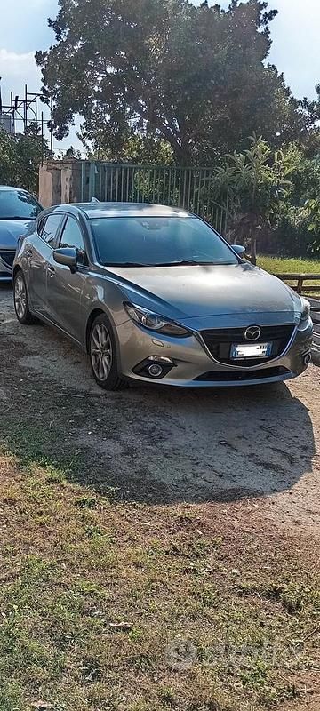 Usata Mazda 3 Exceed 105 CV (77 kW) 2017 Grigio Berlina