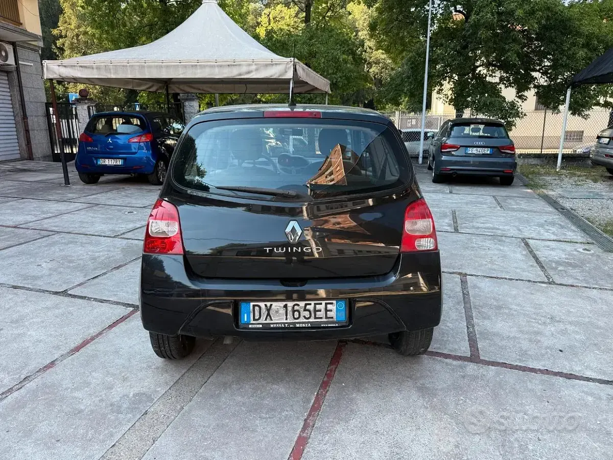 Usata Renault Twingo Dynamique 58 CV (42 kW) 2009 Nero Utilitaria