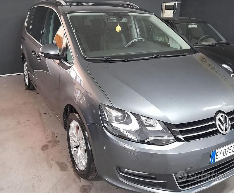 Usata 2015 VW Sharan Highline Monovolume | 17.000 € (Buon prezzo) - Immagine 1/4