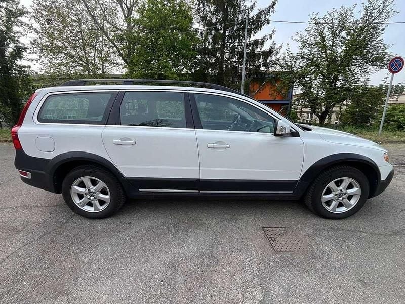 Usata Volvo XC70 Kinetic 163 CV (119 kW) 2012 Bianco Station wagon