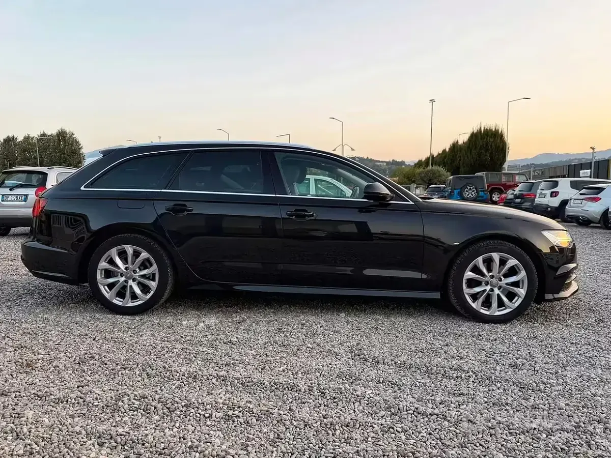 Usata Audi A6 190 CV (139 kW) 2017 Nero Station wagon