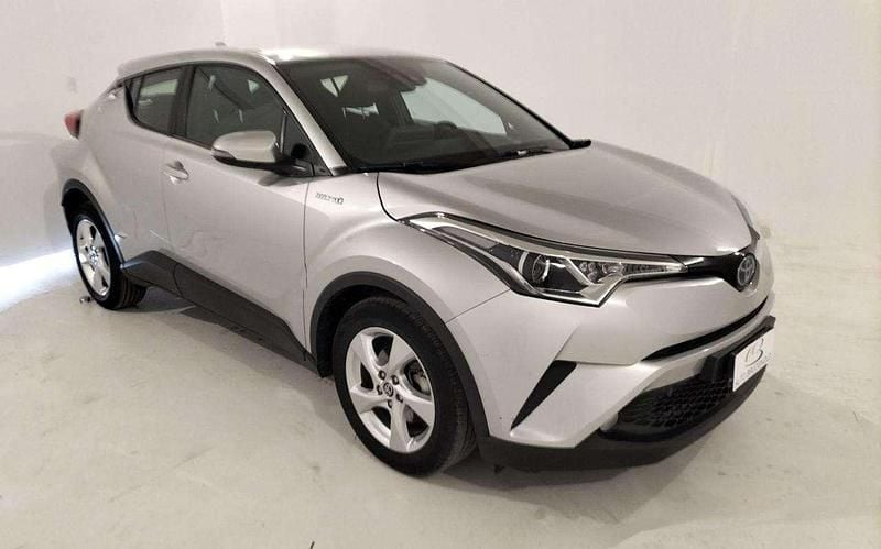 Grigio Usata 2021 Toyota C-HR Business Edition SUV | 16.890 € (Ottimo prezzo) - Immagine 1/4