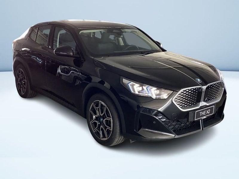 Usata BMW iX2 Shadowline 230 kW (313 CV) 2024 Nero SUV