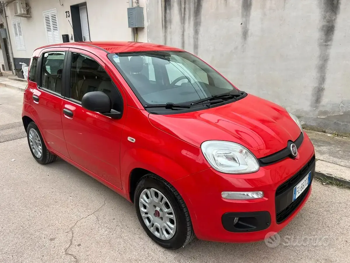 Usata Fiat Panda 95 CV (69 kW) 2017 Rosso Utilitaria