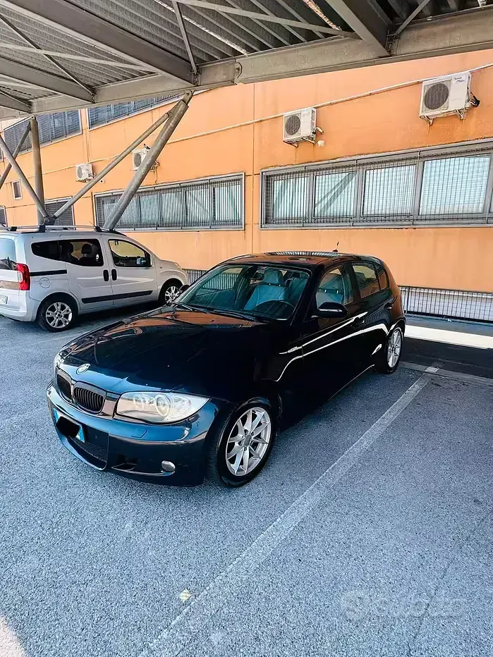 Usata BMW 118 M Sport 143 CV (105 kW) 2010 Bluazzurro Utilitaria