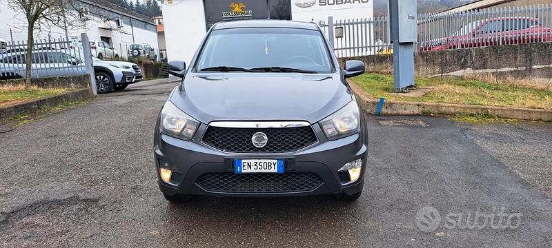 Usata SsangYong Actyon 155 CV (114 kW) 2012 Grigio SUV