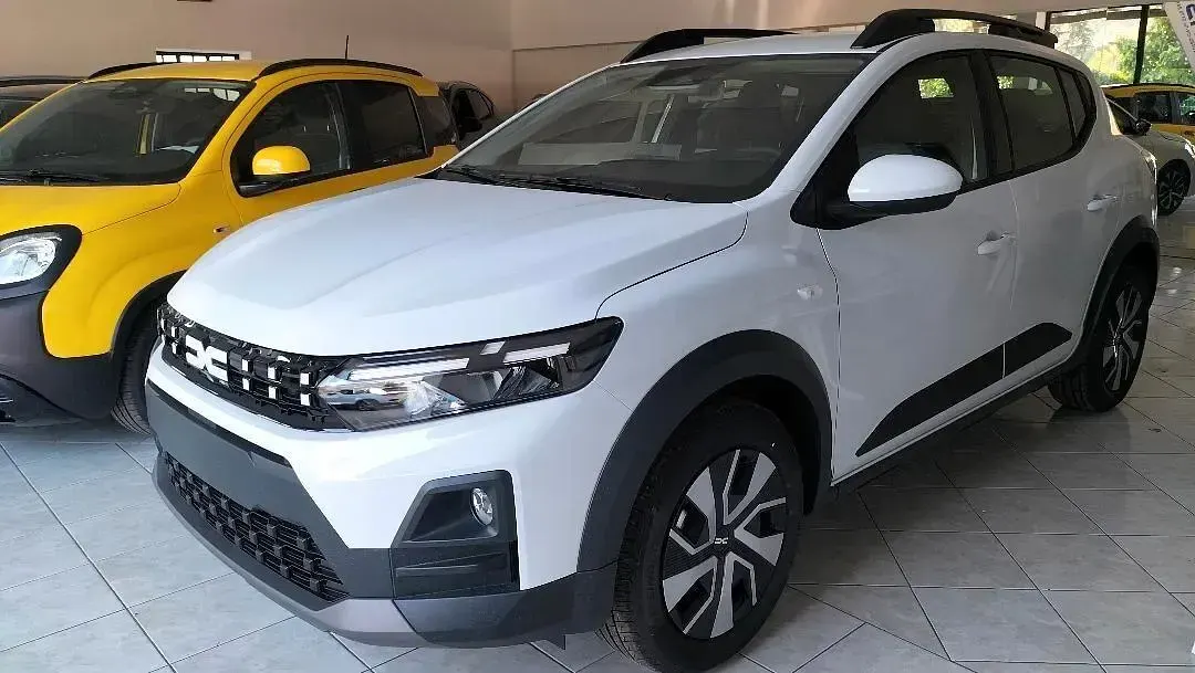 Nuova Dacia Sandero Expression 119 CV (87 kW) 2026 Bianco SUV