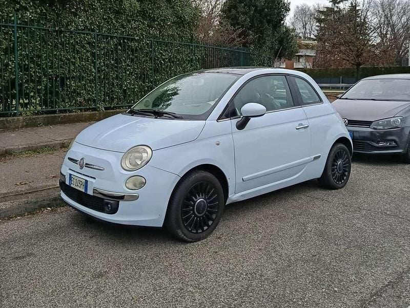 Blu/azzurro Usata 2010 Fiat 500 Lounge Due volumi | 4300 € (Buon prezzo) - Immagine 1/4