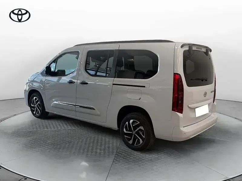 Nuova Toyota Proace Verso City 130 CV (95 kW) 2026 Bianco Station wagon
