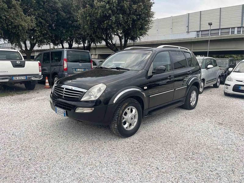 Usata Ssangyong (KGM) Rexton 165 CV (121 kW) 2004 Nero SUV