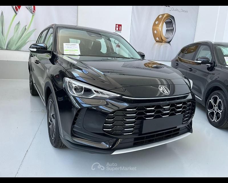 Neu MG ZS 116 PS (85 kW) 2025 Schwarz Limousine