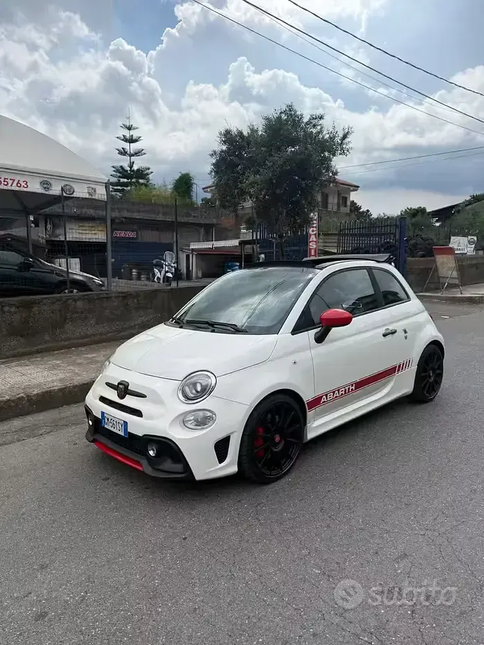 Usata Abarth 595C Competizione 180 CV (132 kW) 2017 Cabrio
