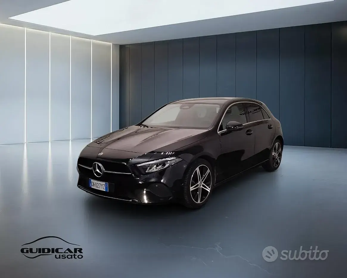 Usata Mercedes A180 Advanced 116 CV (85 kW) 2023 Nero Berlina