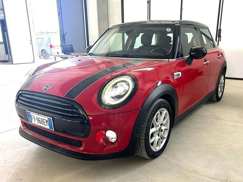 Rosso Usata 2018 Mini Cooper Due volumi | 10.990 € (Super prezzo) - Immagine 1/4