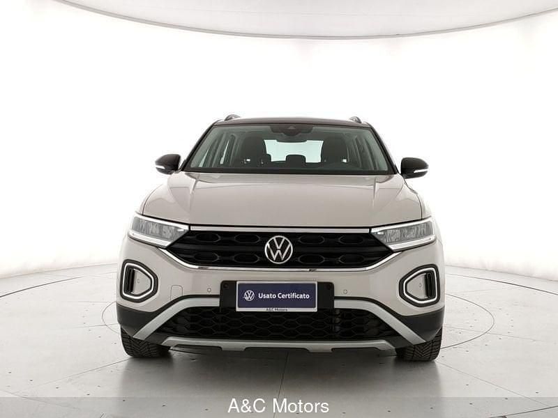 Usata VW T-Roc Life 150 CV (110 kW) 2023 Grigio SUV