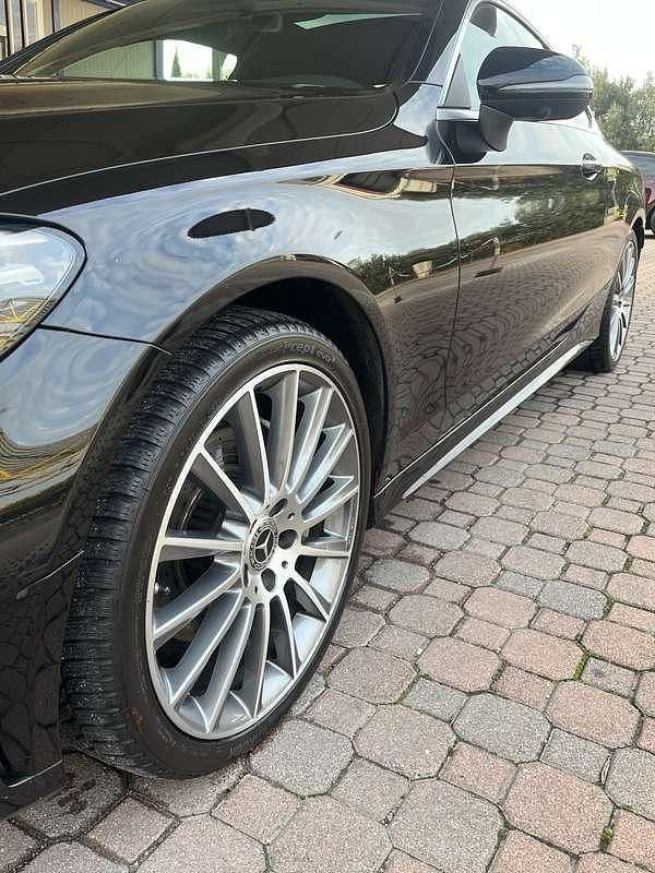 Usata Mercedes C220 Premium Plus 194 CV (142 kW) 2022 Nero Coupé