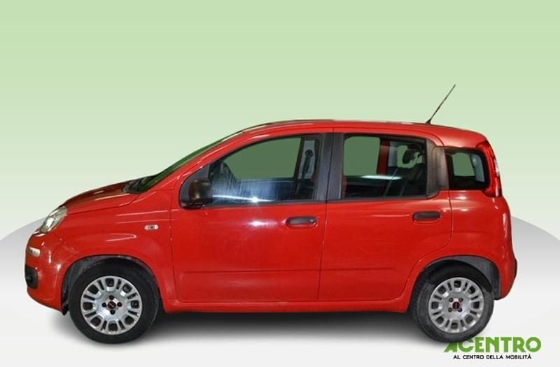 Usata Fiat Panda Easy 69 CV (50 kW) 2019 Rosso Utilitaria