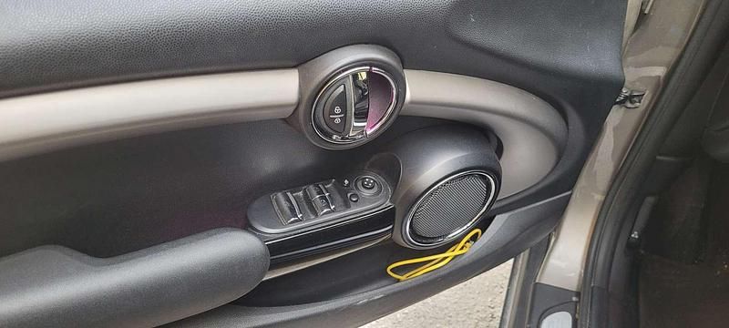 Usata Mini Cooper D Cabriolet 116 CV (85 kW) 2017 Cabrio