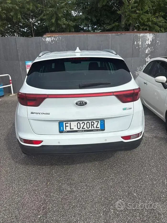 Usata Kia Sportage 141 CV (103 kW) 2017 Bianco SUV
