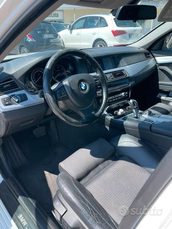 Usata BMW 520 184 CV (135 kW) 2010 Bianco Berlina