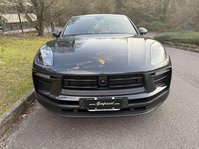 Usata Porsche Macan 265 CV (194 kW) 2022 Grigio SUV