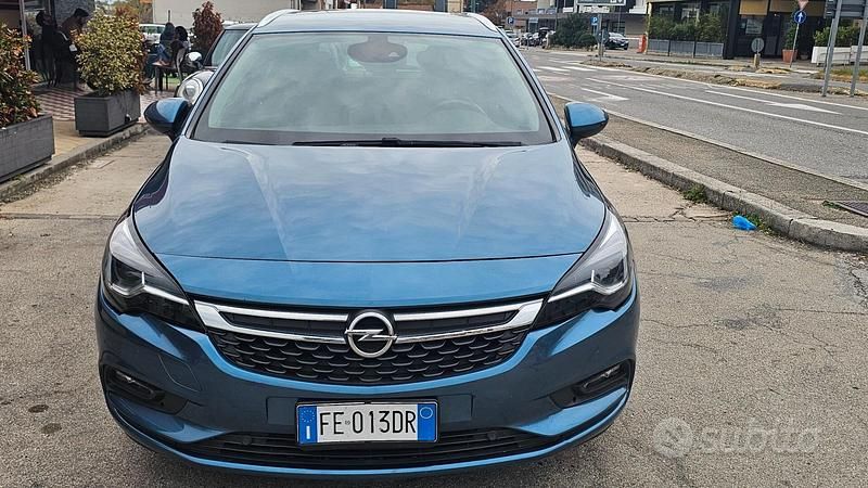 Grigio Usata 2016 Opel Astra Innovation Station wagon | 7900 € (Ottimo prezzo) - Immagine 1/4