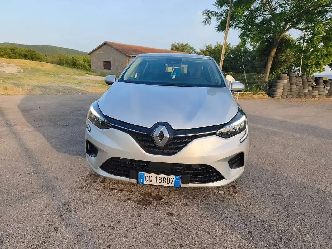 Usata Renault Clio V Business 101 CV (74 kW) 2021 Grigio Berlina