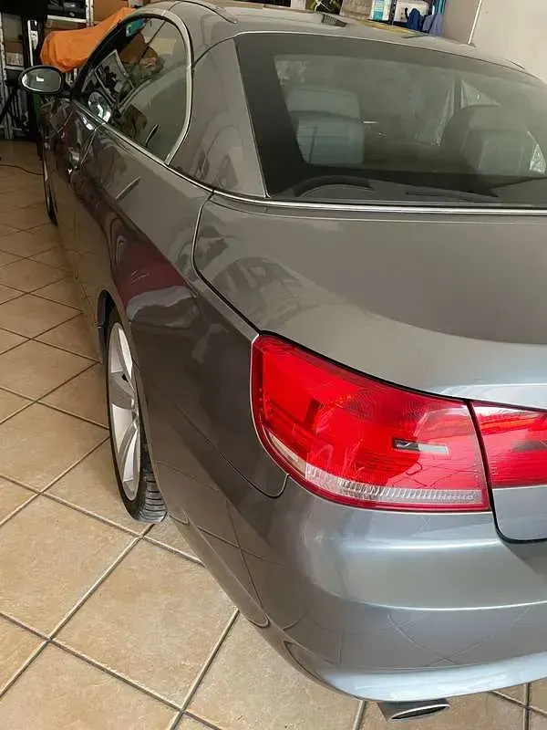 Usata BMW 320 Cabriolet 177 CV (130 kW) 2010 Grigio Cabrio