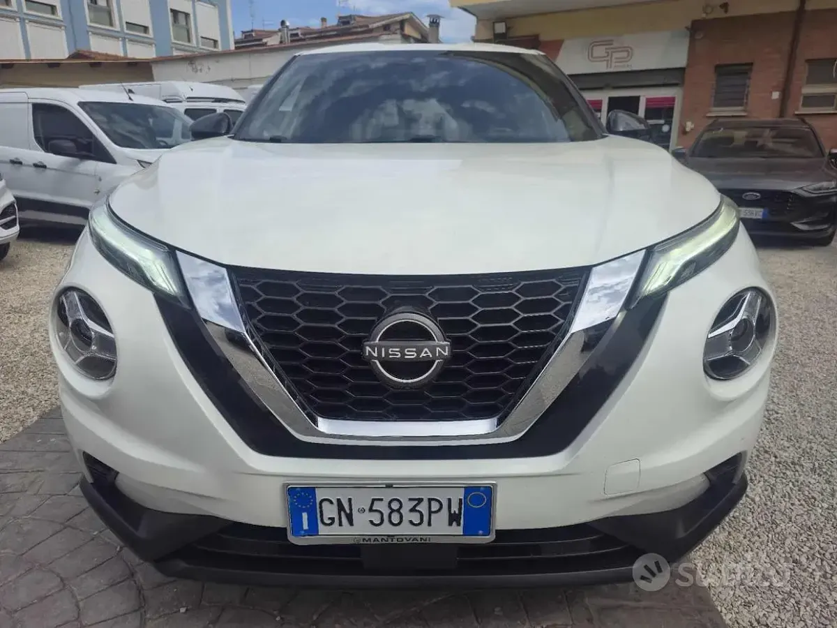 Usata Nissan Juke N-Connecta 114 CV (83 kW) 2023 Bianco SUV