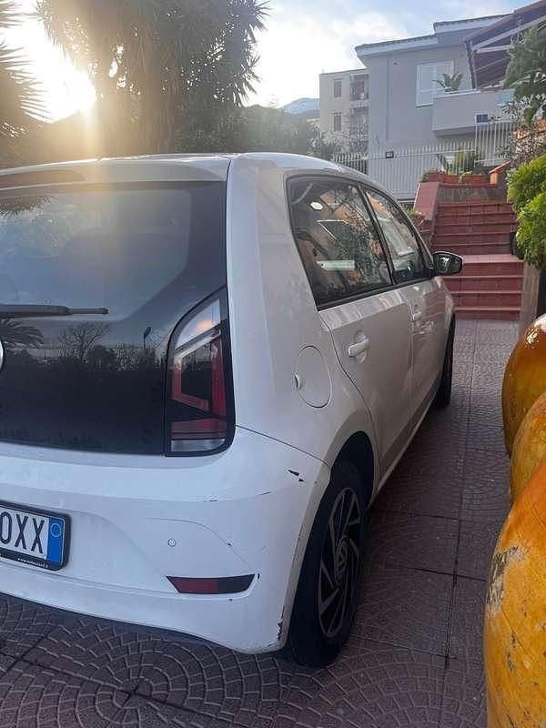 Usata VW up! 75 CV (55 kW) 2019 Bianco Utilitaria