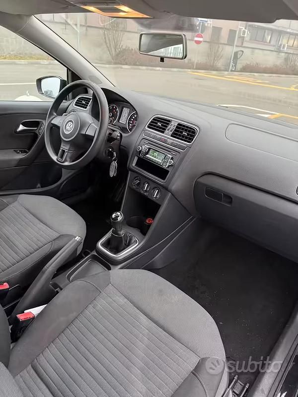 Usata VW Polo 82 CV (60 kW) 2013 Nero Utilitaria